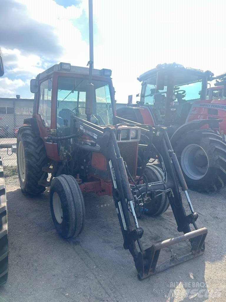 International 685 XL 트랙터