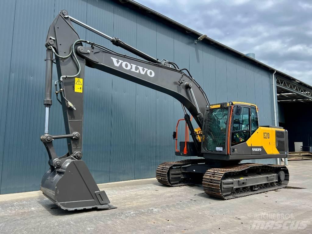 Volvo EC 210 대형 굴삭기 29톤 이상