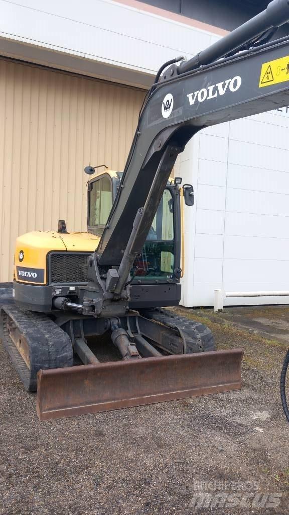 Volvo ECR 88 D 대형 굴삭기 29톤 이상