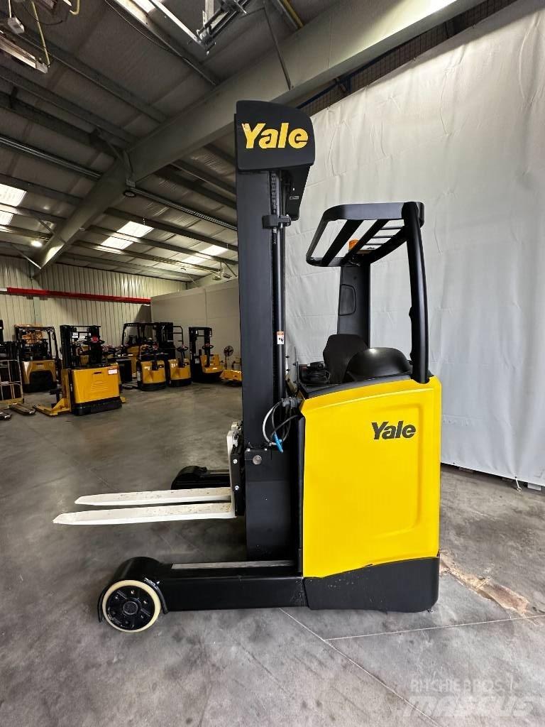 Yale MR16 리치 트럭