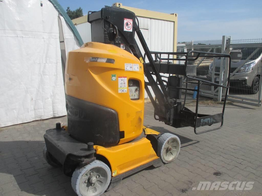 Manitou 100 VJR 인원/화물 앨리베이터