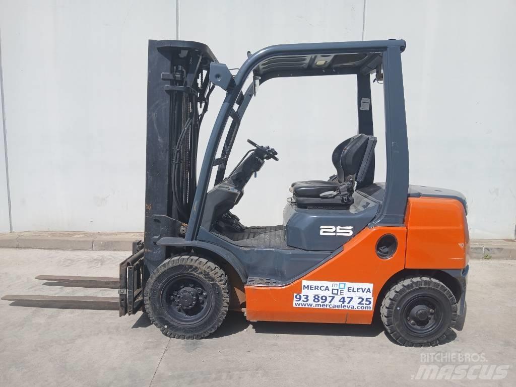 Toyota 02-8FDF25 디젤 지게차