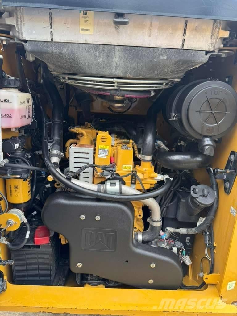 CAT 279 D3  스키드로더