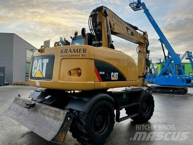 CAT M 313 D  휠 굴삭기
