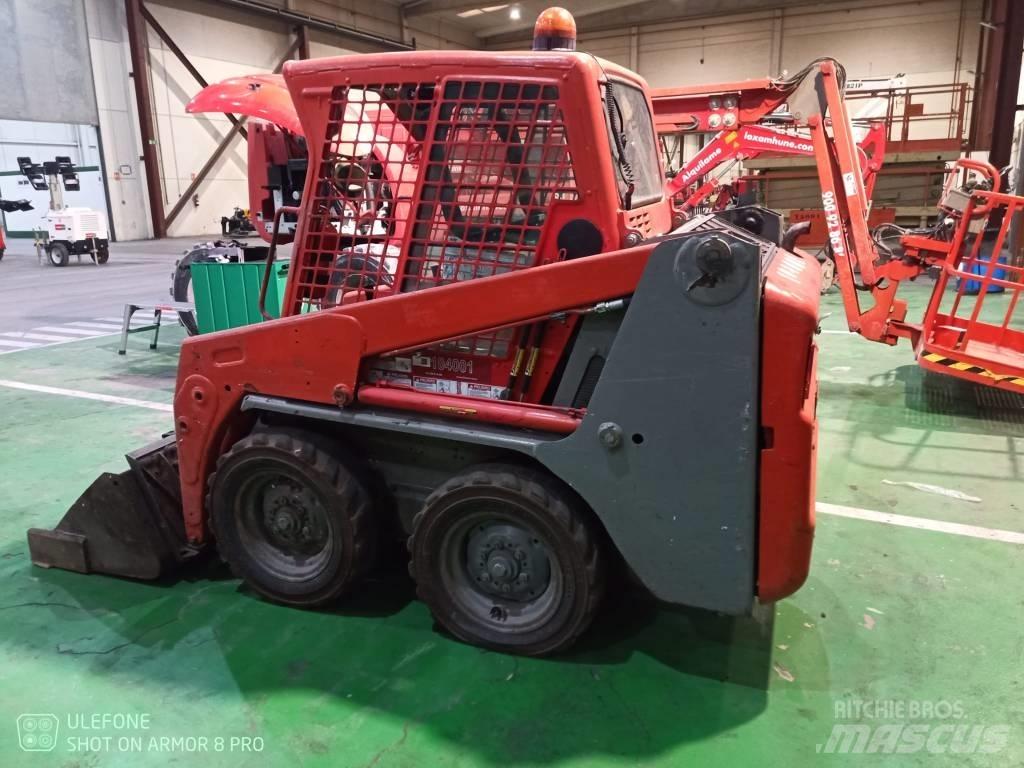 Bobcat S 100  스키드로더