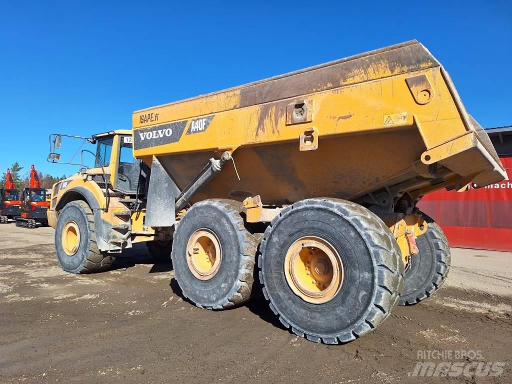 Volvo A40F DUMPPERI 연결식 홀러