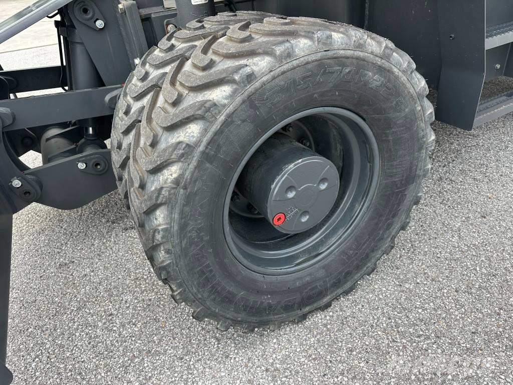 Komatsu PW 160-11EO  휠 굴삭기