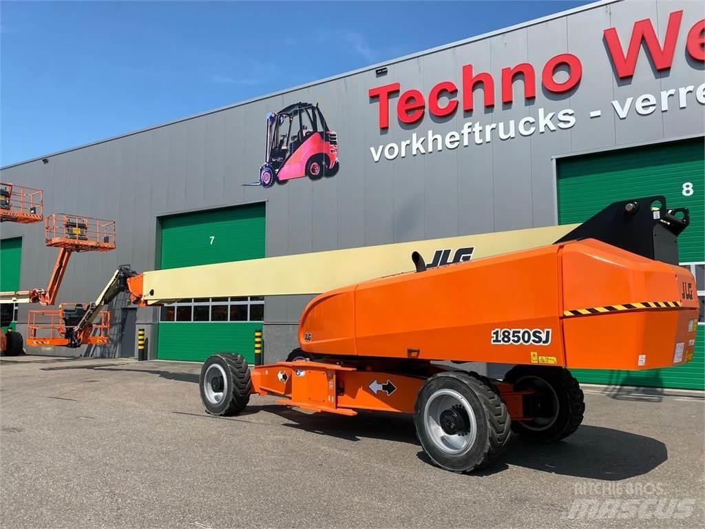 JLG 1850SJ 견인식 전동이동 리프트