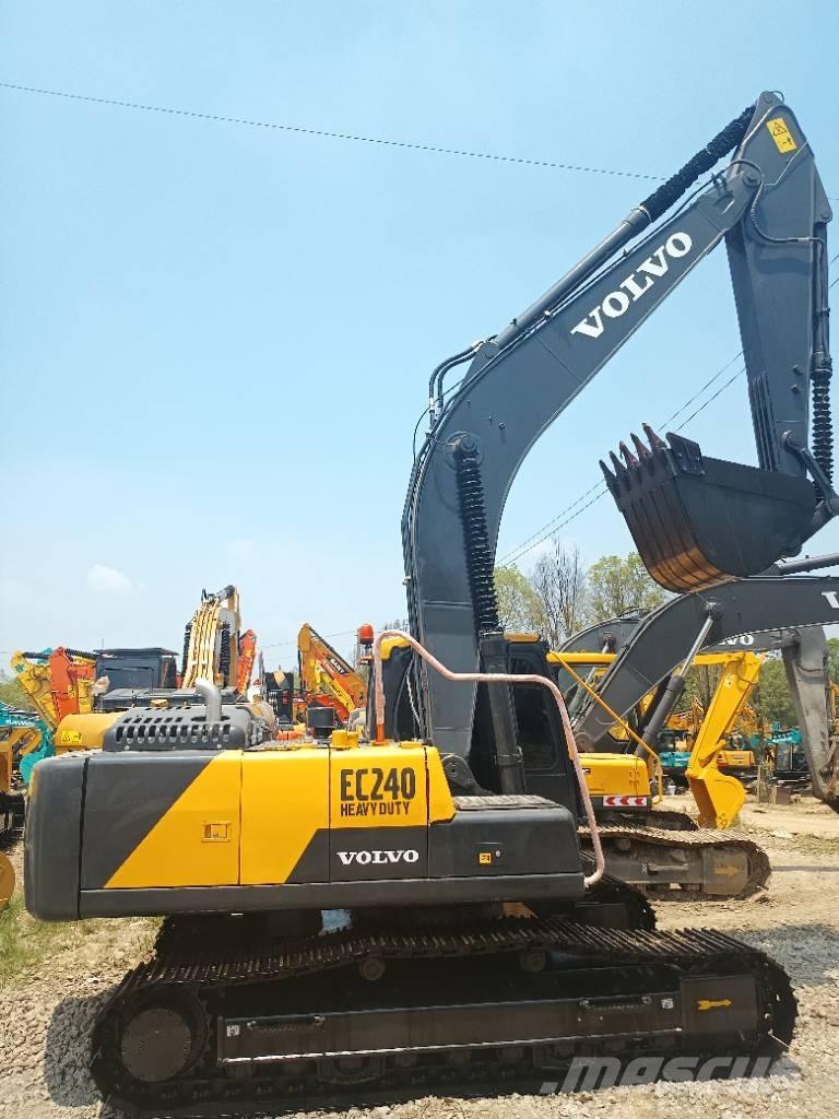 Volvo EC 240 대형 굴삭기 29톤 이상