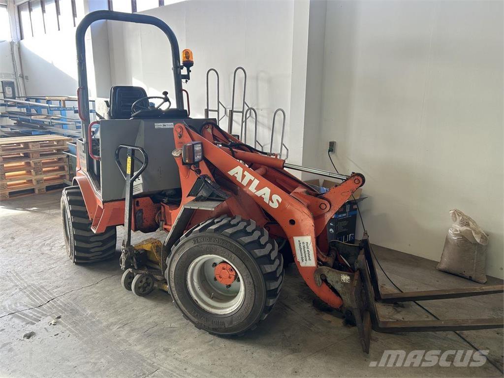 Atlas AR32E 다목적 로더