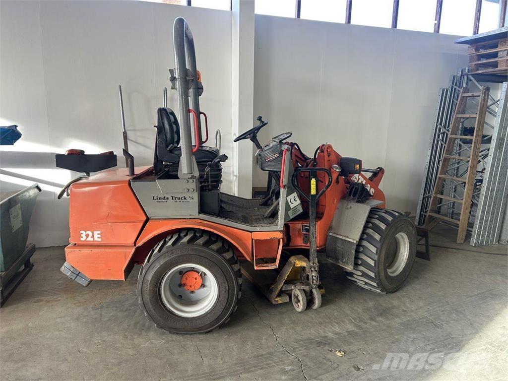 Atlas AR32E 다목적 로더