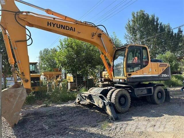 Hyundai 210W 대형 굴삭기 29톤 이상