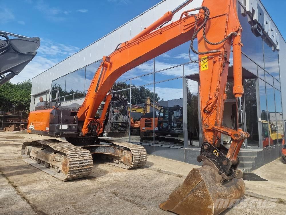 Hitachi ZX300LC-5 대형 굴삭기 29톤 이상