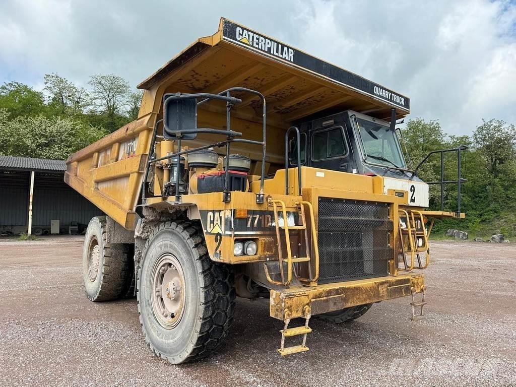 CAT 771D 건설현장 덤프트럭