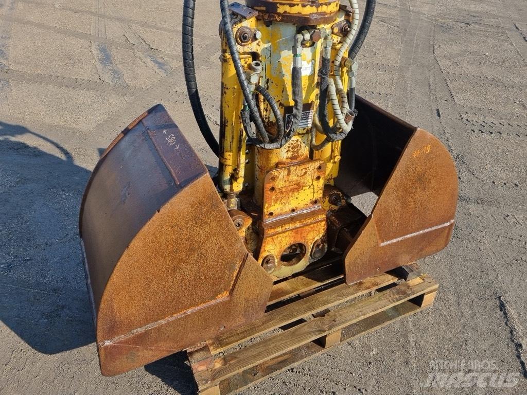 Liebherr 600 MM 집게