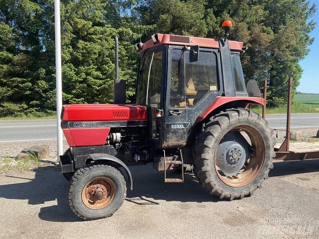 Case IH 685 XL 트랙터