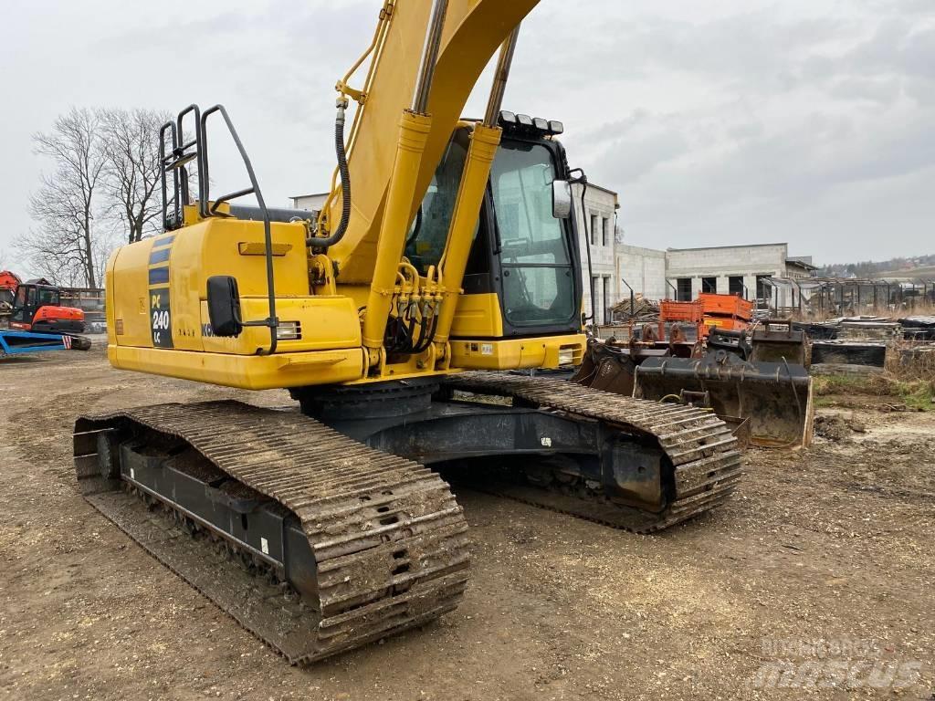 Komatsu PC240LC-10 롱리치 굴삭기