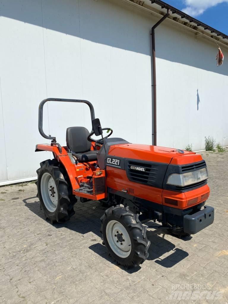 Kubota GL 221 소형 트랙터