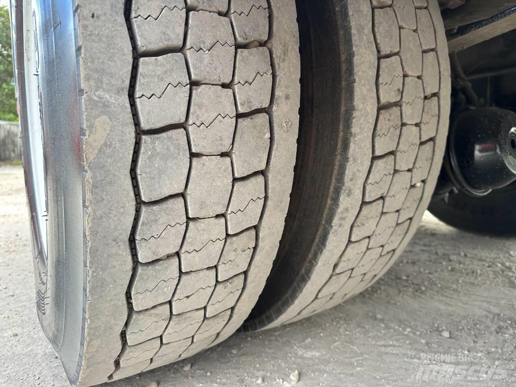 Ford F 750 XL SD 크레인 트럭