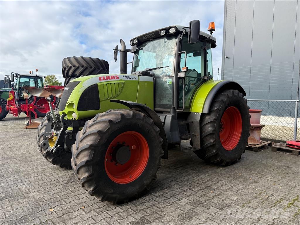 CLAAS Ares 697 ATZ 트랙터