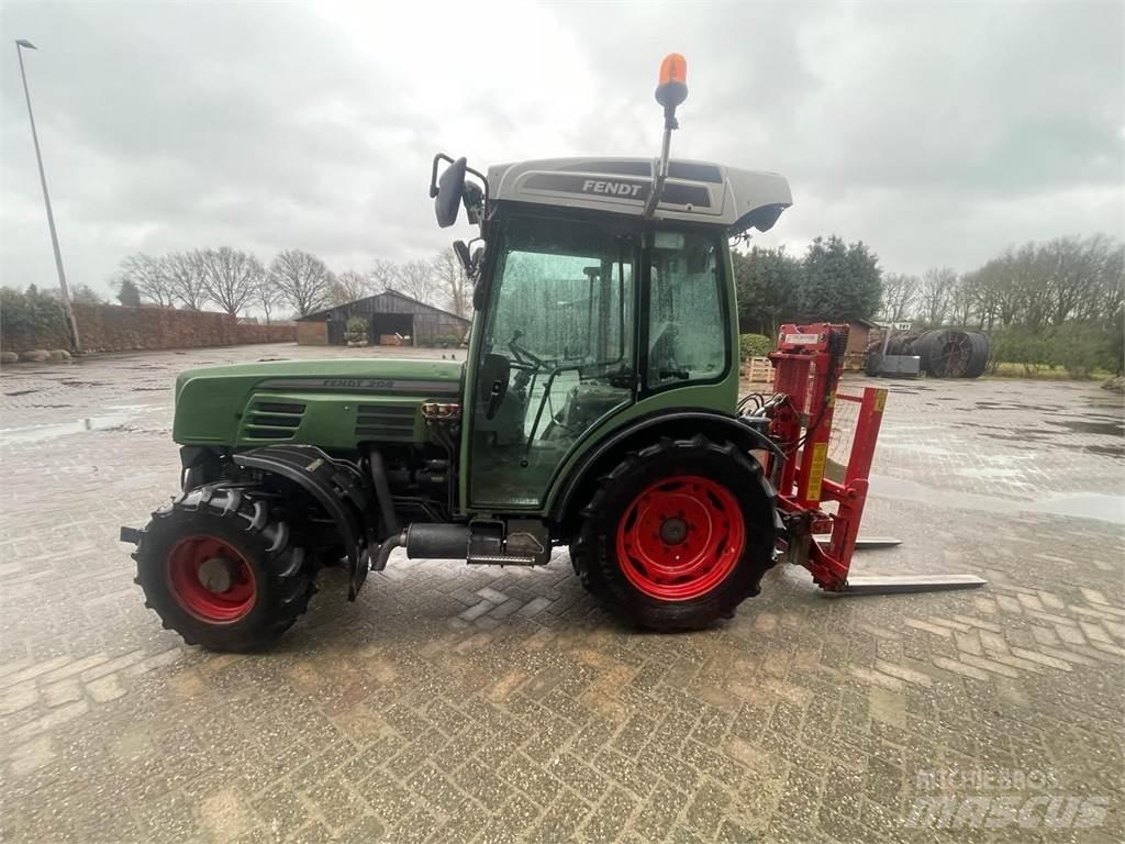 Fendt 208V 트랙터