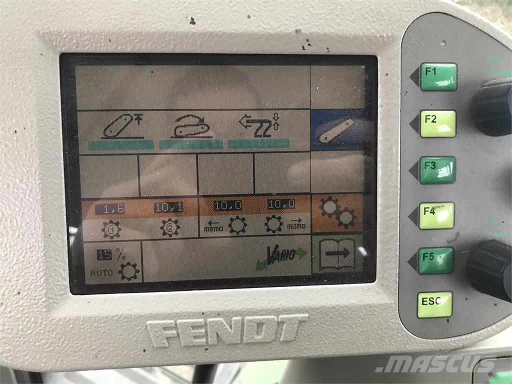 Fendt 411 Com2 트랙터