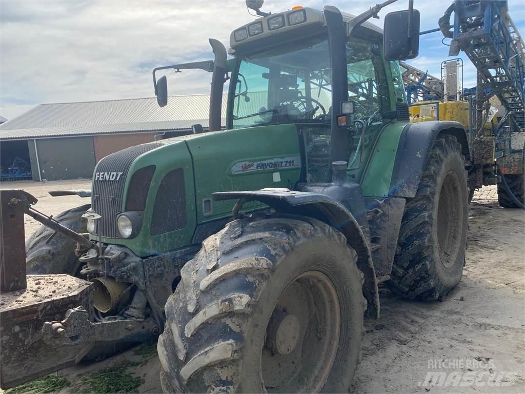 Fendt 711 트랙터