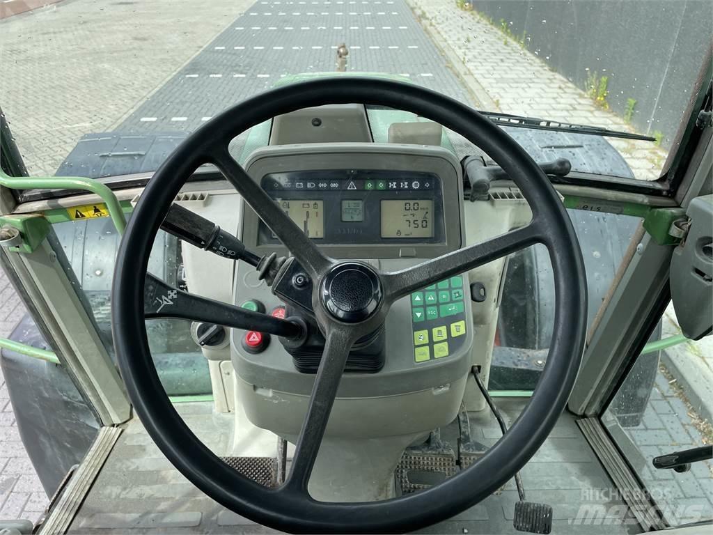 Fendt 711 트랙터
