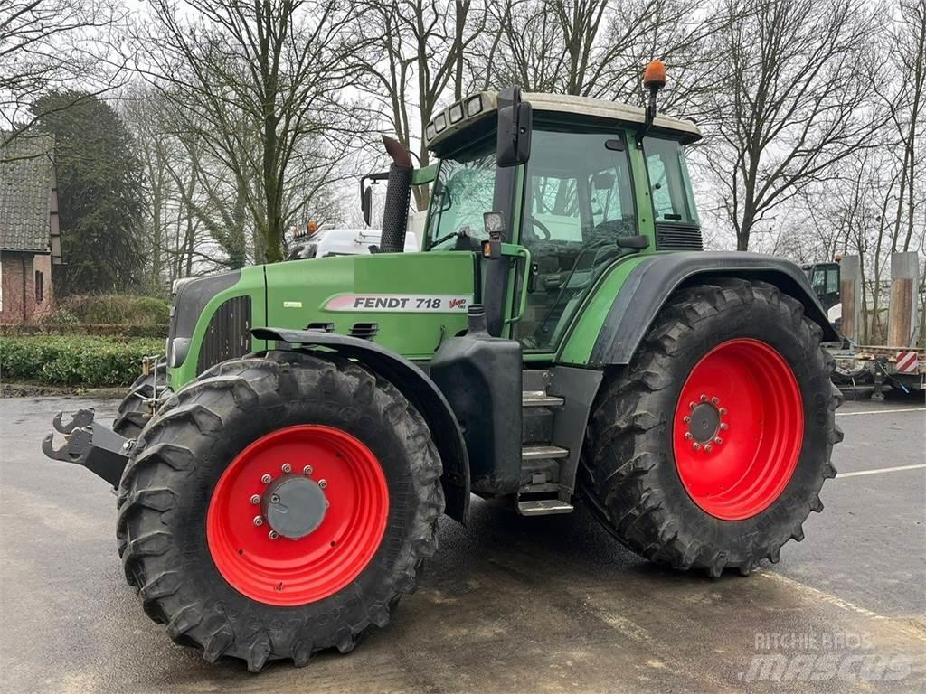 Fendt 718 COM3 트랙터