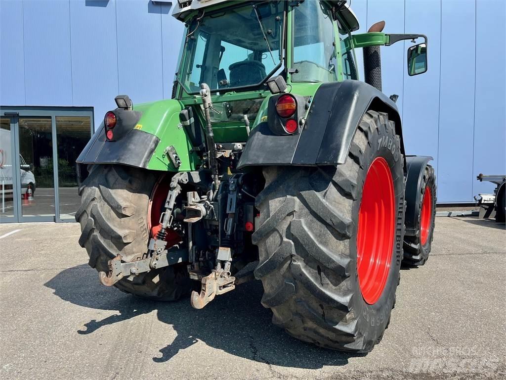 Fendt 718 COM3 트랙터