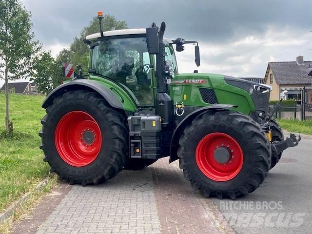 Fendt 728 Profi+ 트랙터