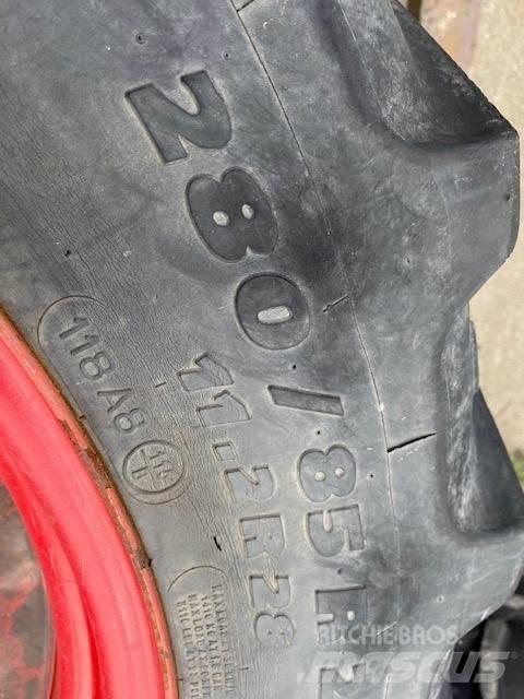 Kleber 280/85 R28 타이어, 휠 및 림