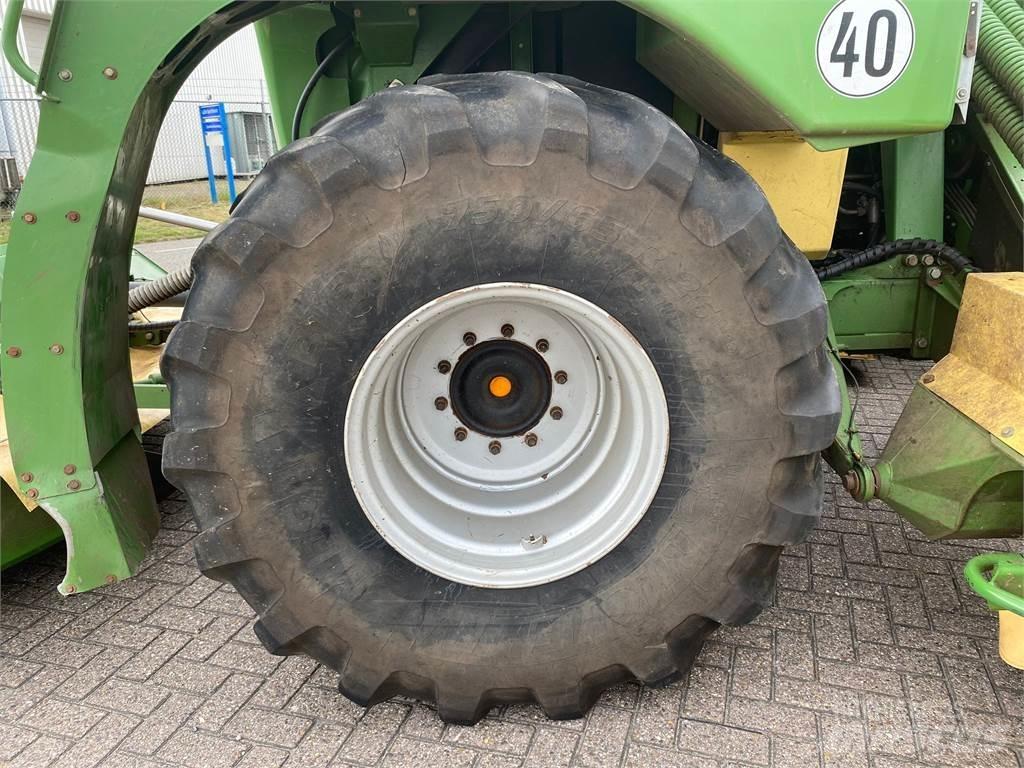 Krone Big M 420 제초기