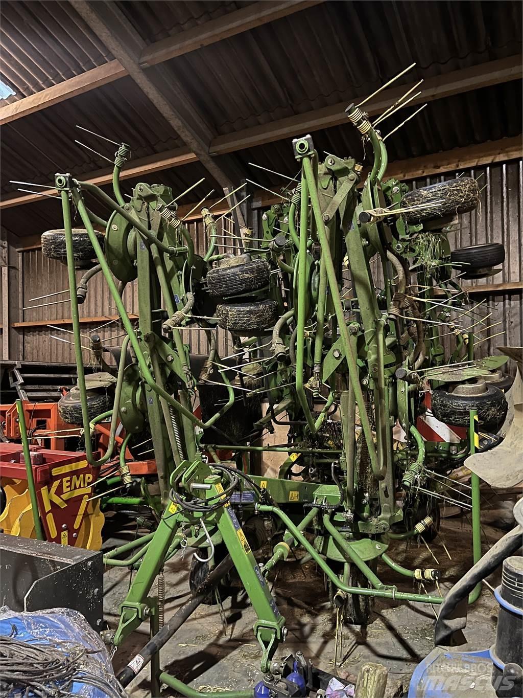 Krone KW 8.82 갈퀴 및 테더