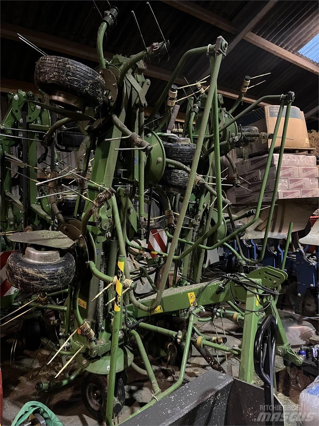 Krone KW 8.82 갈퀴 및 테더