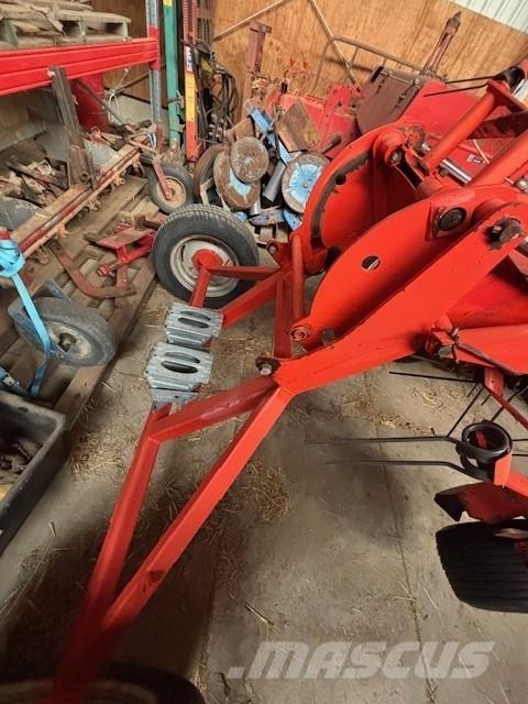 Kuhn GF 8501 TO 갈퀴 및 테더