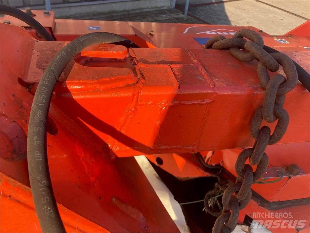 Kuhn GMD 802 F 제초기