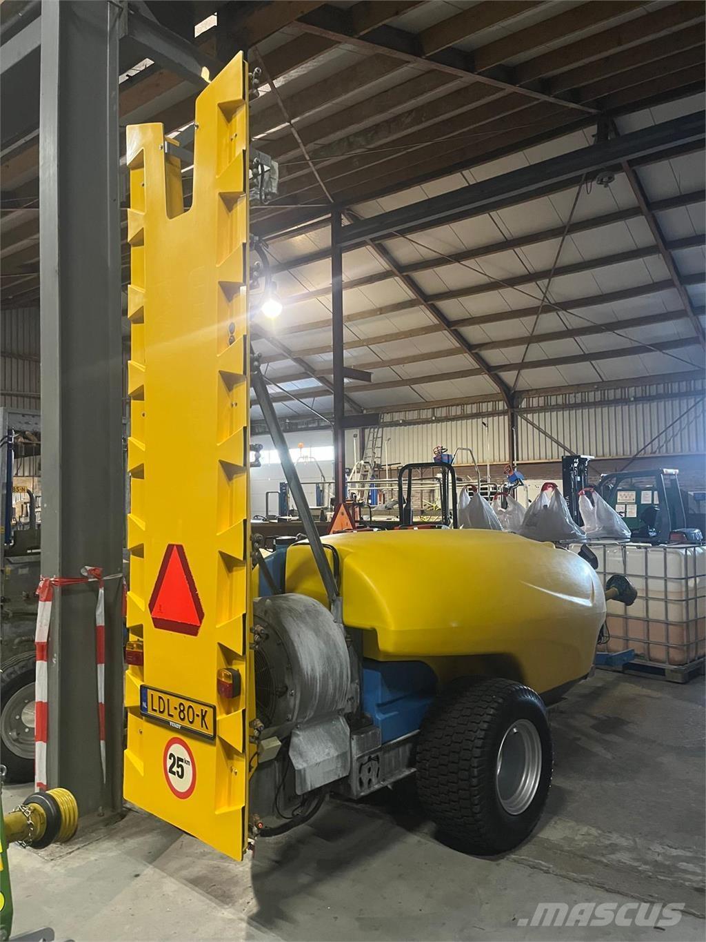  KWH Mistral 1500 견인형 분무기