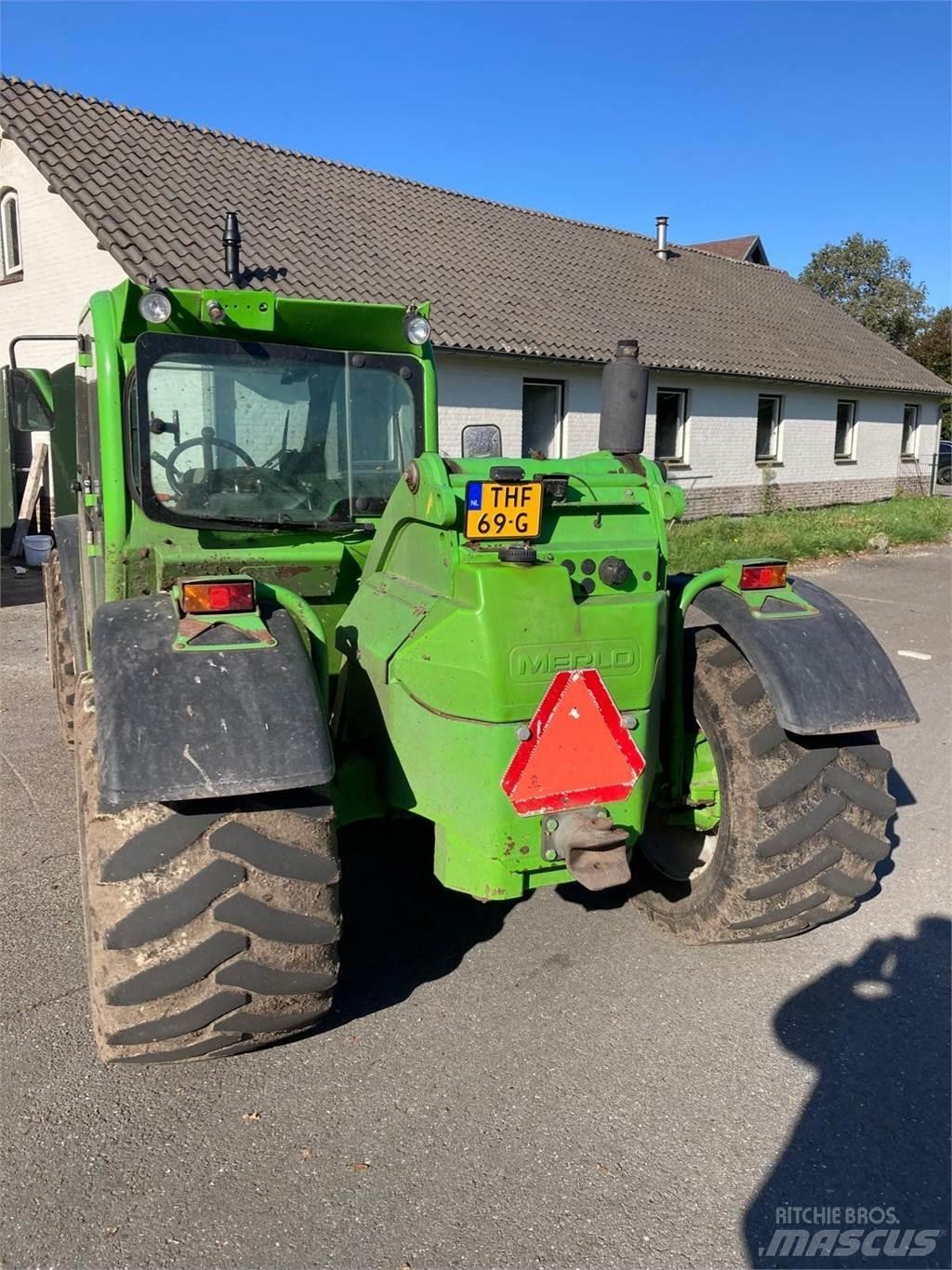 Merlo 32.6 L Plus 농업용 텔레 핸들러