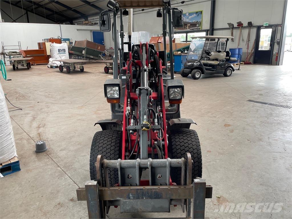 Weidemann 1160cx35 프론트 로더 및 굴착기