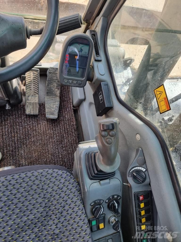 Volvo EW 160 B  휠 굴삭기