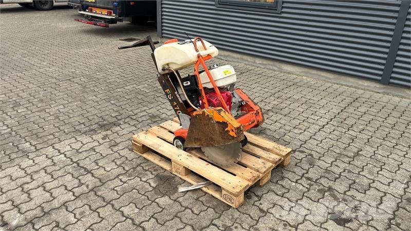  - - - Golz fs170 아스팔트 분할 기계