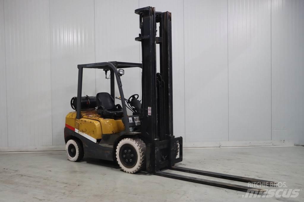 TCM FG30T3 LPG 지게차