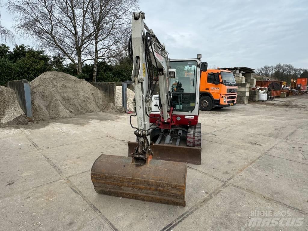 Takeuchi TB235 소형 굴삭기 7톤 미만
