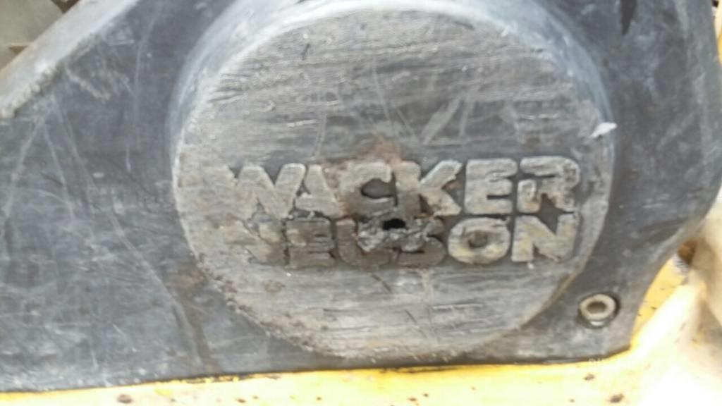 Wacker Neuson honta 콤푸레샤