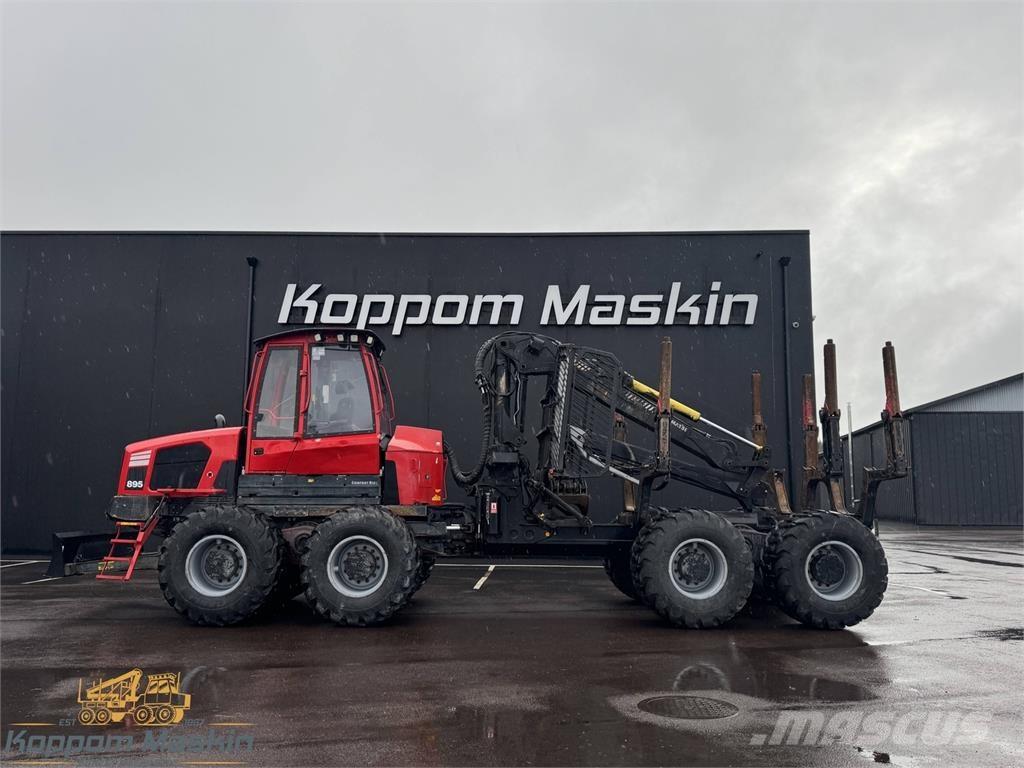 Komatsu 895 원목 포워더