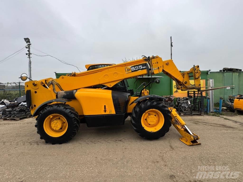 JCB 535-125 텔러 핸들러