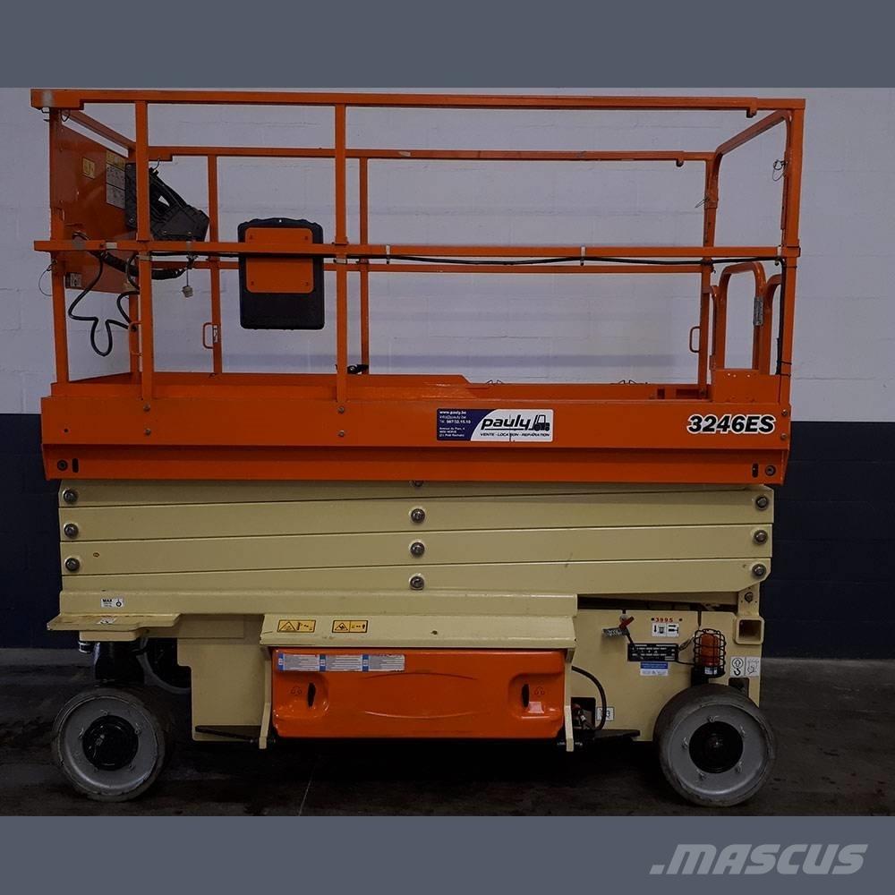JLG 3246 ES 가위형 리프트