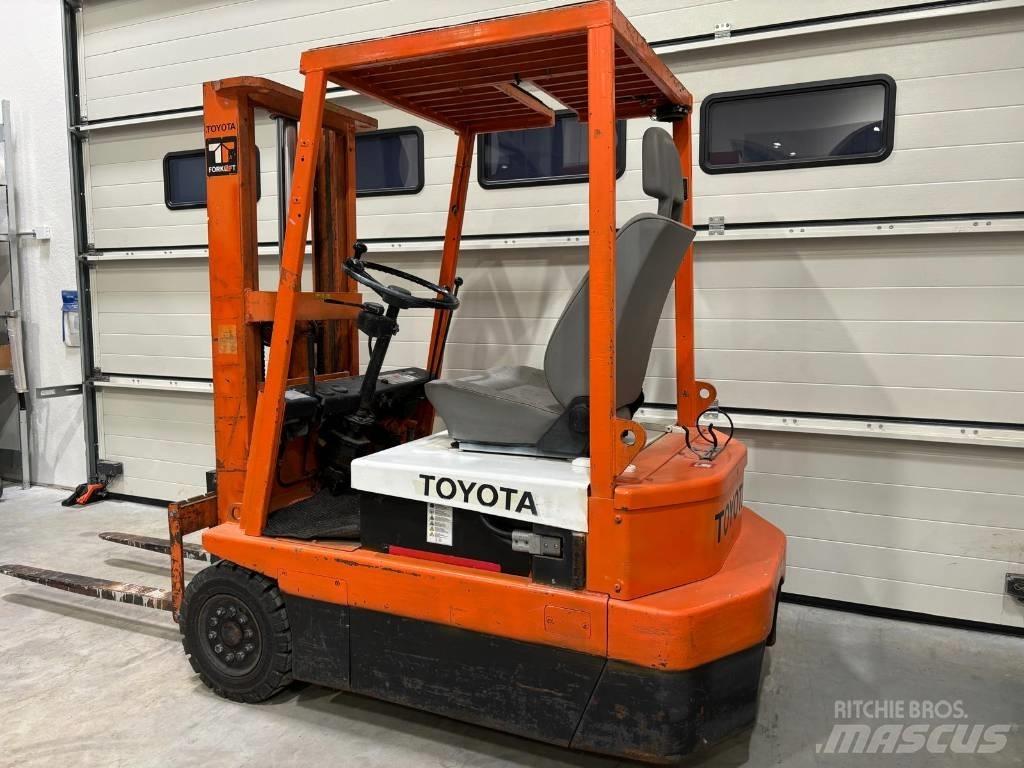 Toyota FBE 18 전동 지게차