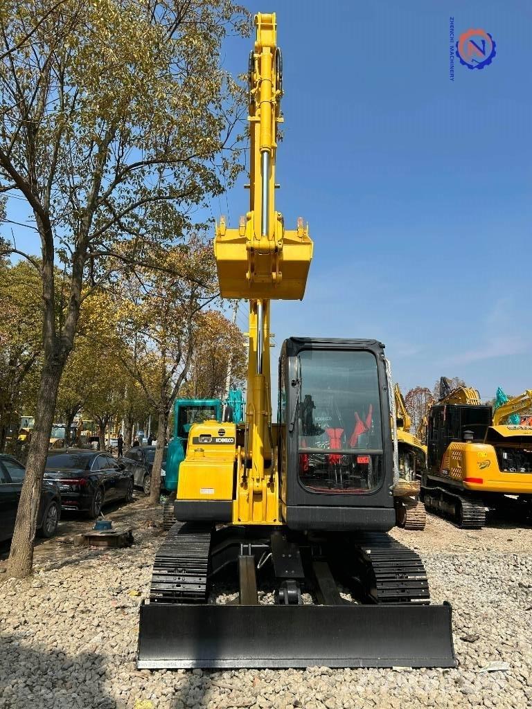 Kobelco SK 75 중형굴삭기 7톤-28톤